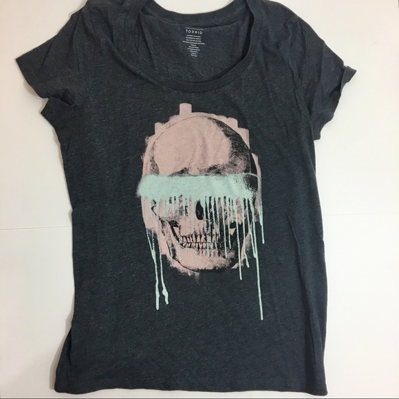 torrid Tops - Torrid Scull Tee